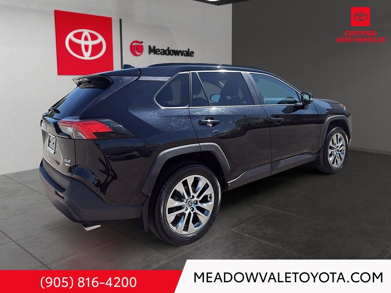 2020 Toyota RAV4 Sunroof, Back up Camera, Push Button Start Midnight Black Metallic Mississauga - photo #3