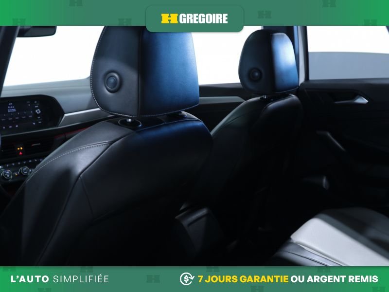 Volkswagen Jetta 821548 | Highline AUTO AC CUIR TOIT MAGS CAM RECULE BLUETOO 2019 Blanc Laval - photo #21