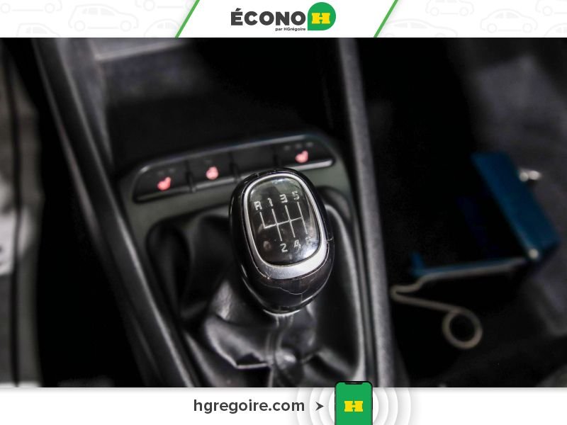 2019 Kia Rio 5 Blue Saint-Eustache - photo #11