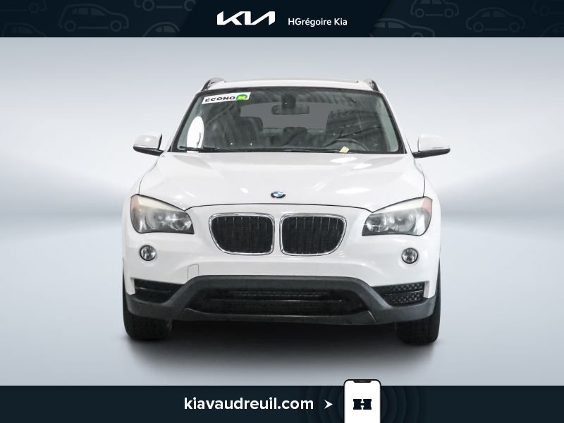 BMW X1 2014 Blanc Laval - photo #1