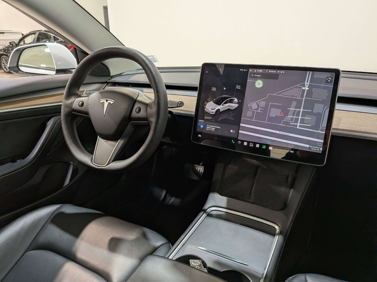 2023 Tesla Model 3 RWD White Val-David - photo #18
