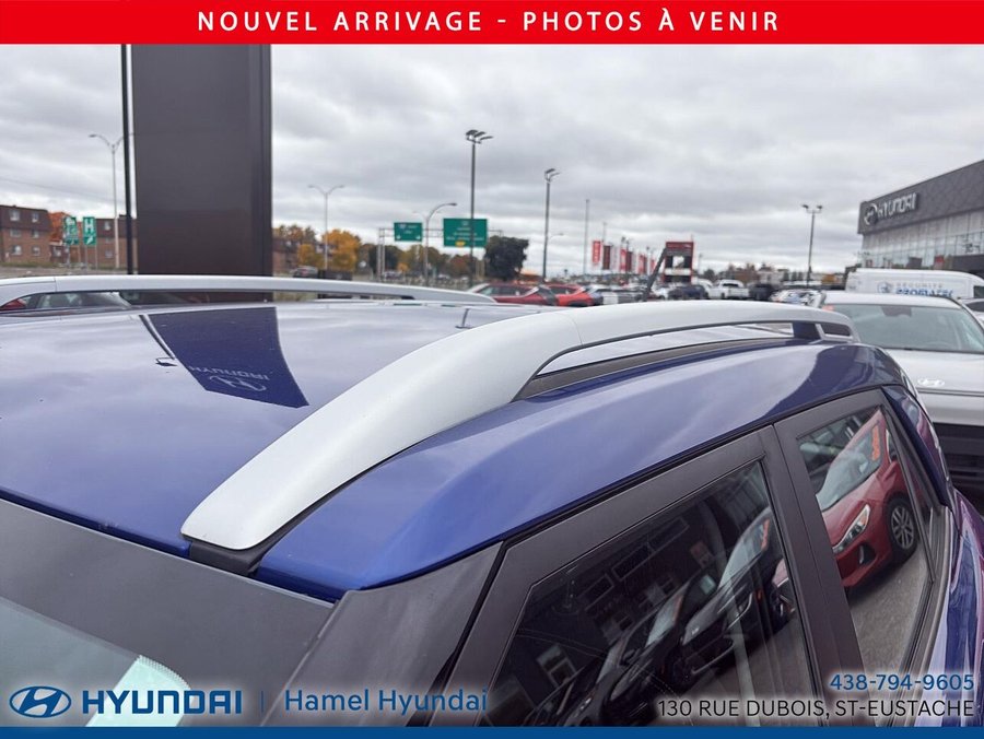 Hyundai Venue Preferred IVT 2023 Bleu