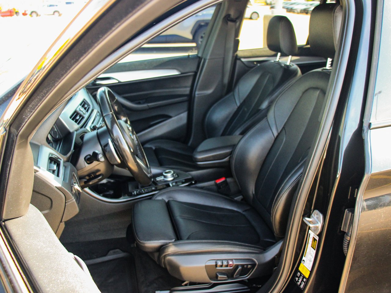 2021 BMW X1 xDrive28i Sports Activity Vehicle Black Sherwood Park - photo #28