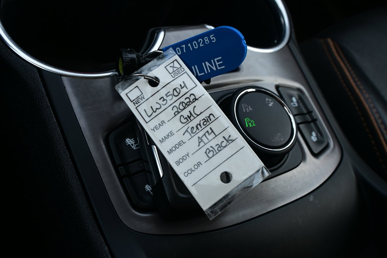 2022 GMC Terrain AWD 4dr AT4 Black Sherwood Park - photo #35