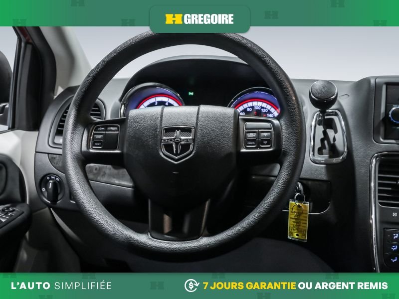 Dodge GR Caravan 2019 Rouge Saint-Eustache - photo #17