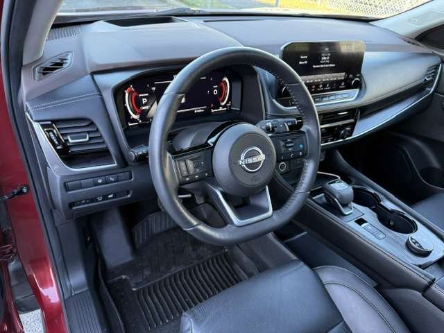 2023 Nissan Rogue Red Saint-Basile-le-Grand - photo #9