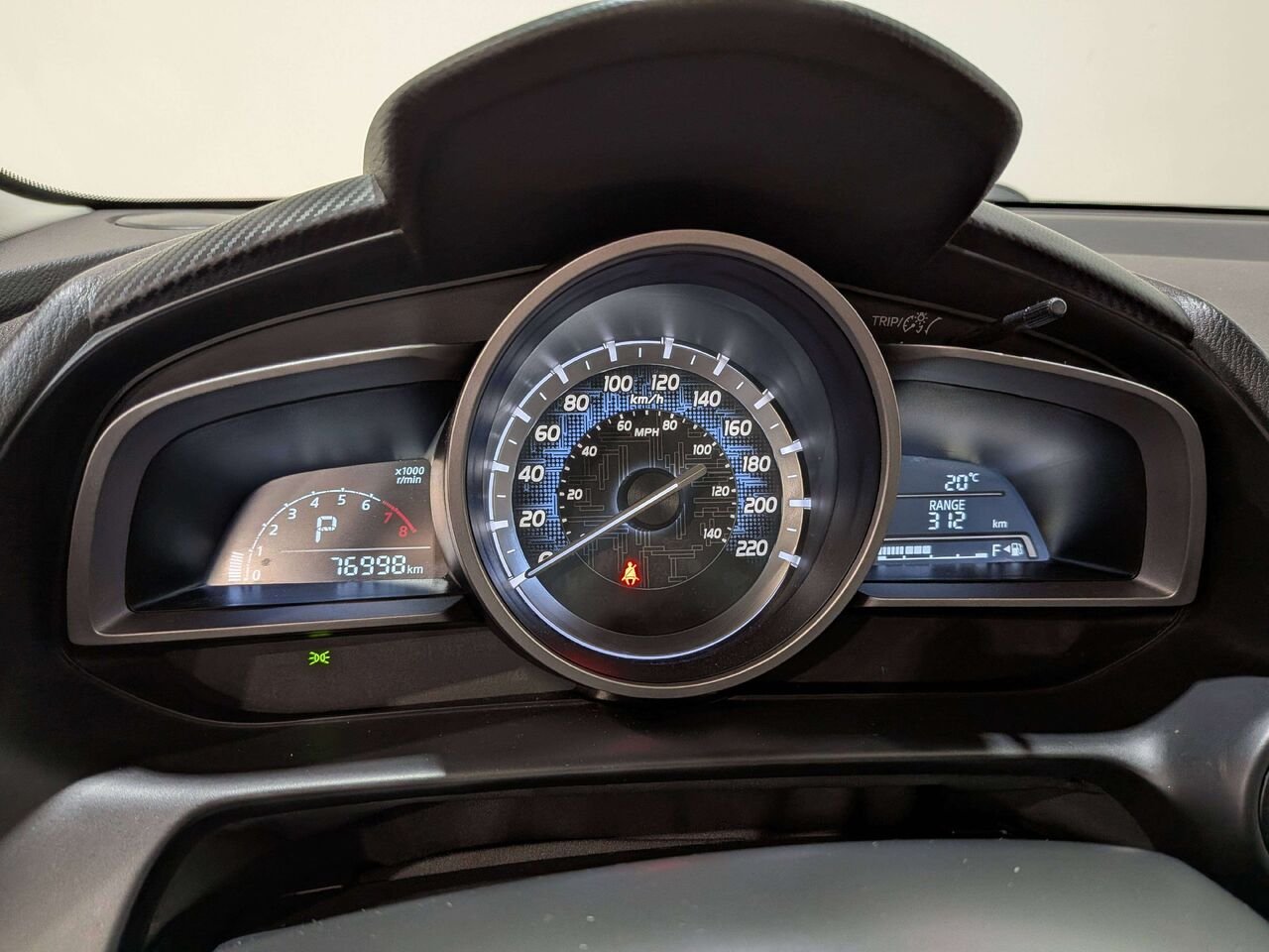 2016 Toyota Yaris 4dr Sdn Auto Premium Silver Val-David - photo #15