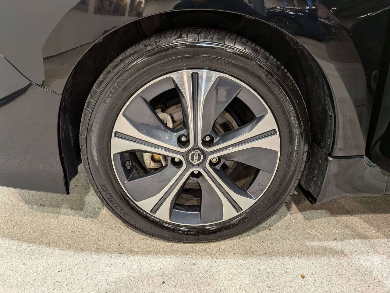 2020 Nissan LEAF SV Hatchback Black Val-David - photo #35