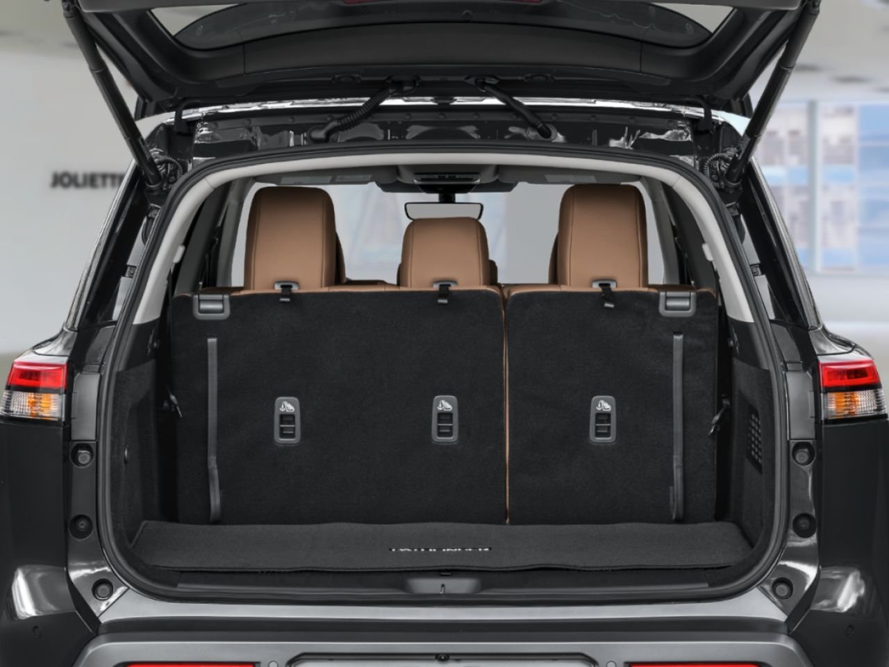 2026 NISSAN Pathfinder Everest While Pearl Tricoat/Super Black Joliette - photo #10