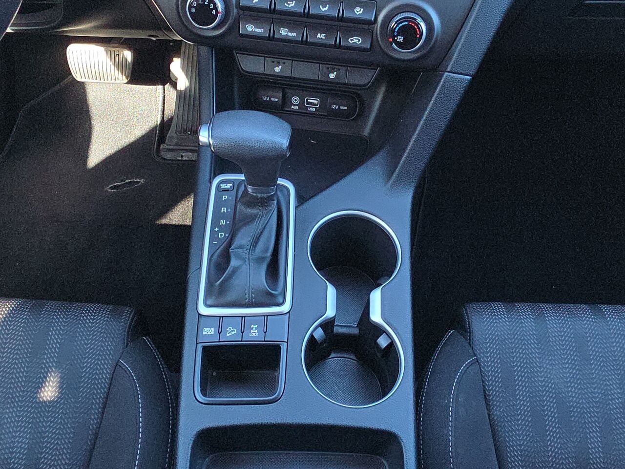 2017 Kia Sportage LX 4 portes TI, écran tactile, commande audio au volant, cruise control Blue Val-David - photo #24