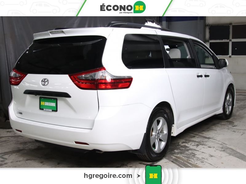 2020 Toyota Sienna White Blainville - photo #6