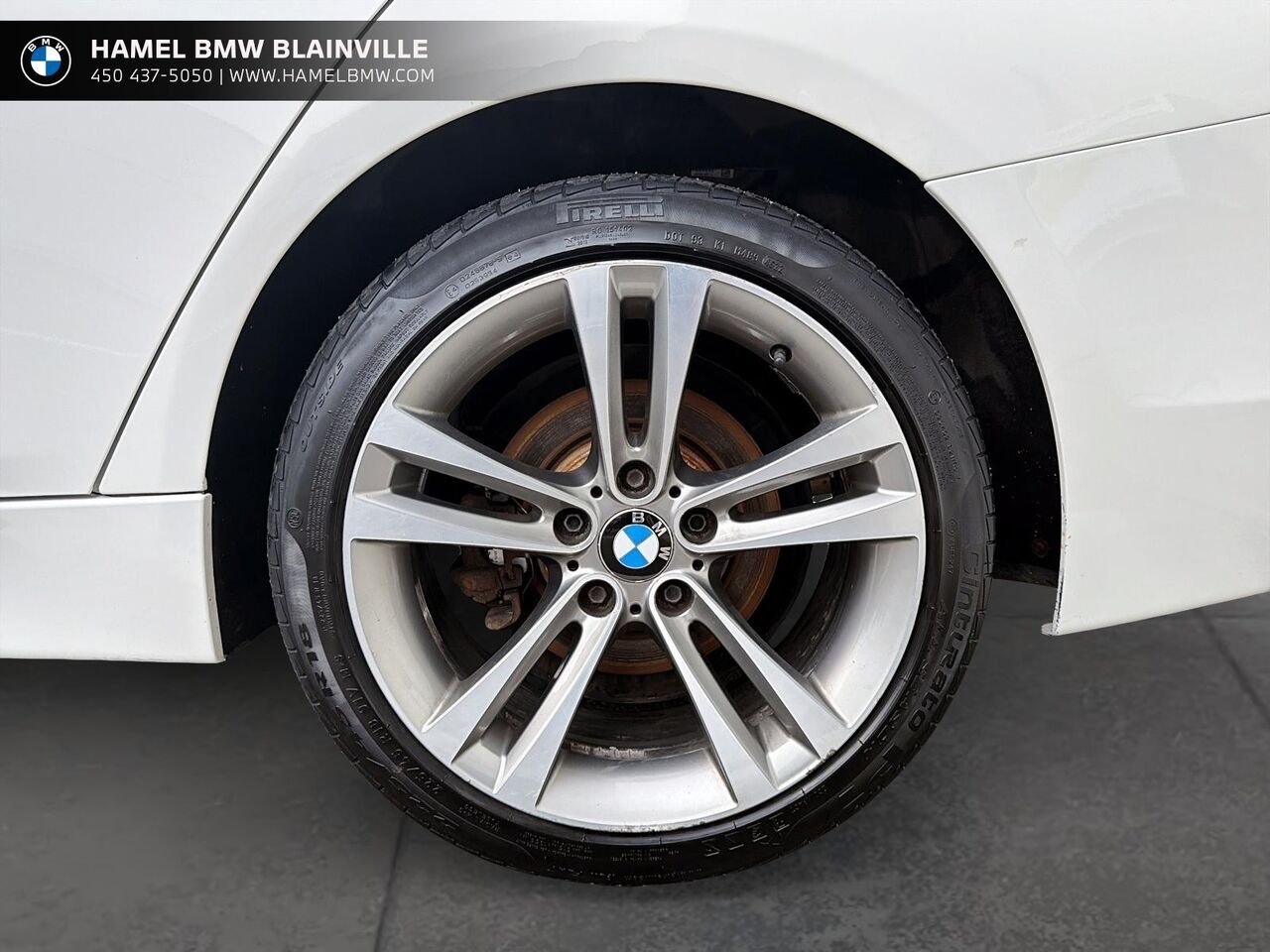 2018 BMW 3 Series 330i xDrive berline White Blainville - photo #6