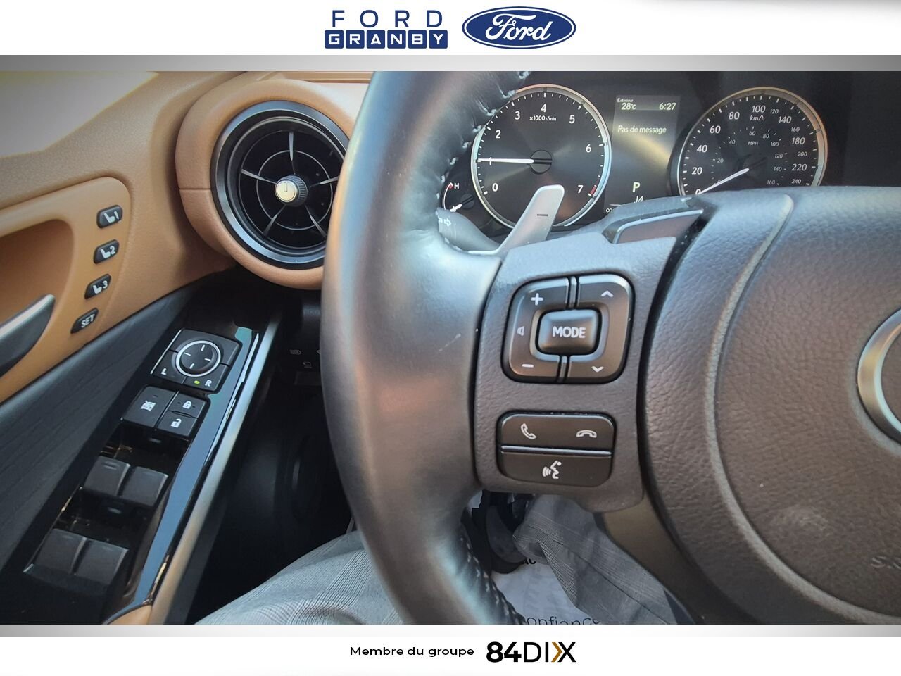 Lexus IS 2023 Argent Granby - photo #22