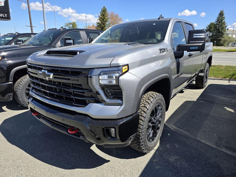 2026 Chevrolet Silverado 2500HD 2026 Cypress Grey
