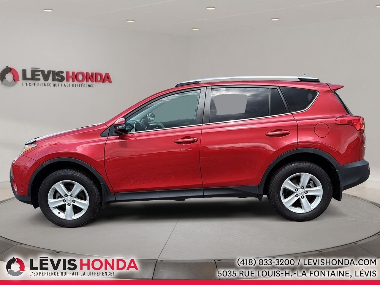 2014 Toyota Rav4 XLE AWD Traction intégrale 4 portes XLE Red Lévis - photo #12