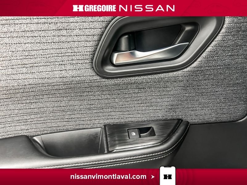 2023 Nissan Rogue White Laval - photo #18