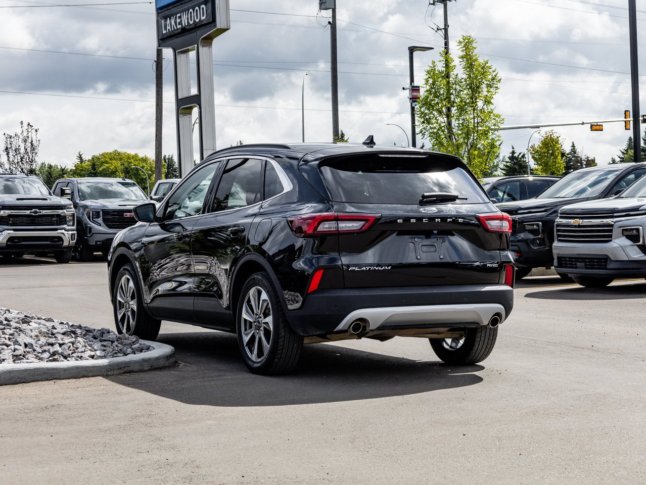 2025 Ford Escape Platinum AWD Black Sherwood Park - photo #10