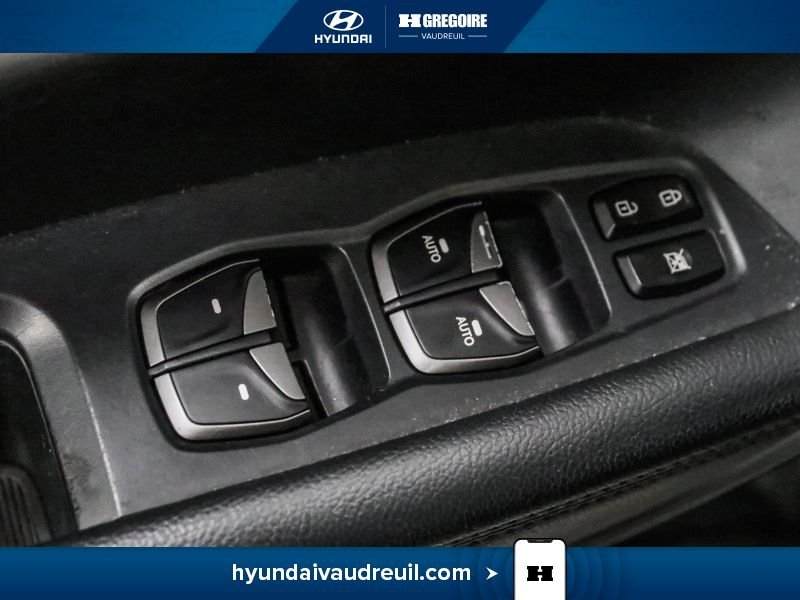 2017 Hyundai Santa Fe Grey Laval - photo #16