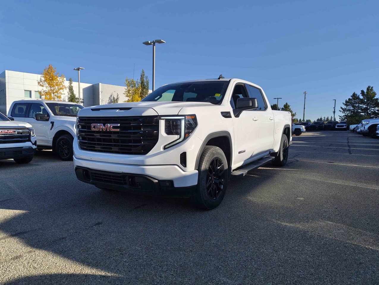 2023 GMC Sierra 1500 4WD Crew Cab 157 Elevation White Sherwood Park - photo #3