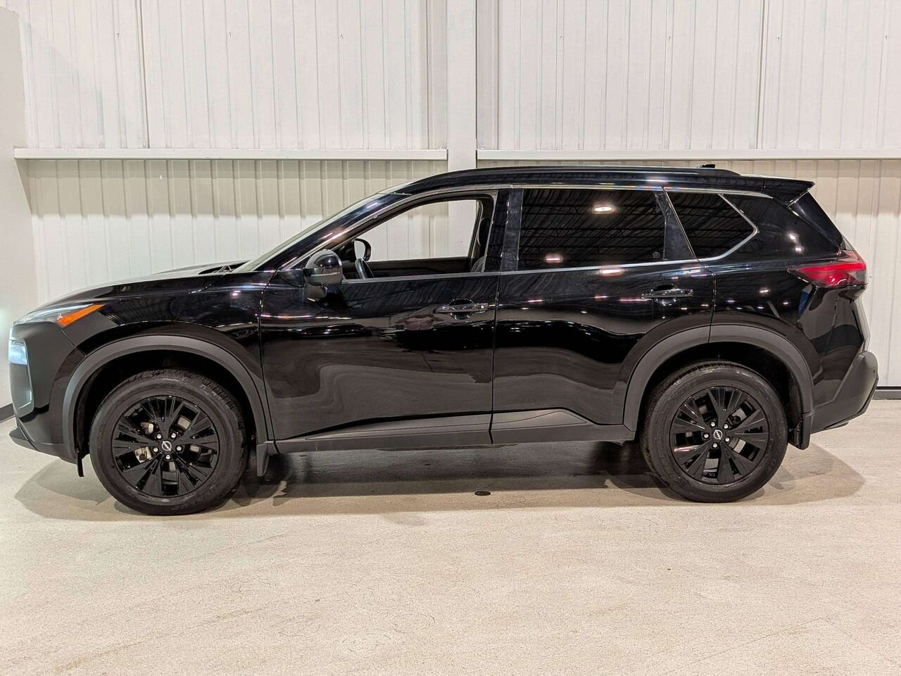 2023 Nissan Rogue AWD SV Moonroof Black Val-David - photo #2