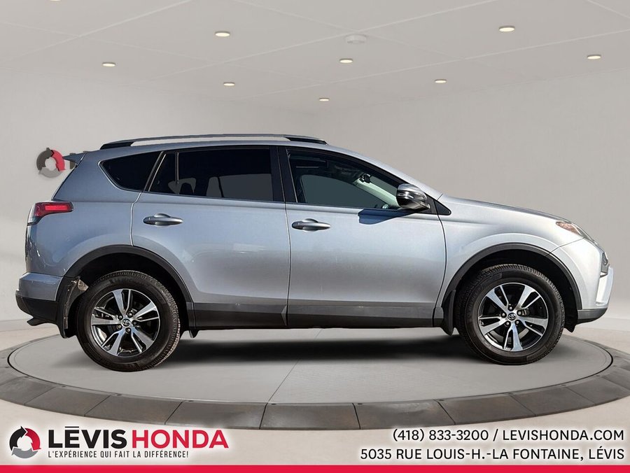 2017 TOYOTA RAV4 Traction intégrale 4 portes XLE White