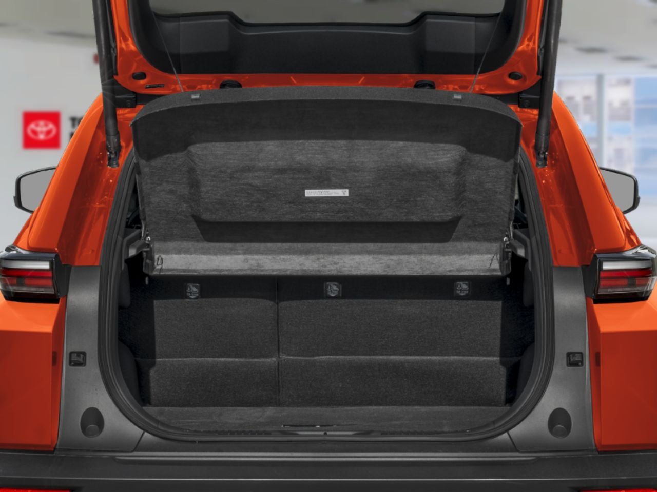 Toyota C-HR 2027 Tandoori Mont-Laurier - photo #10