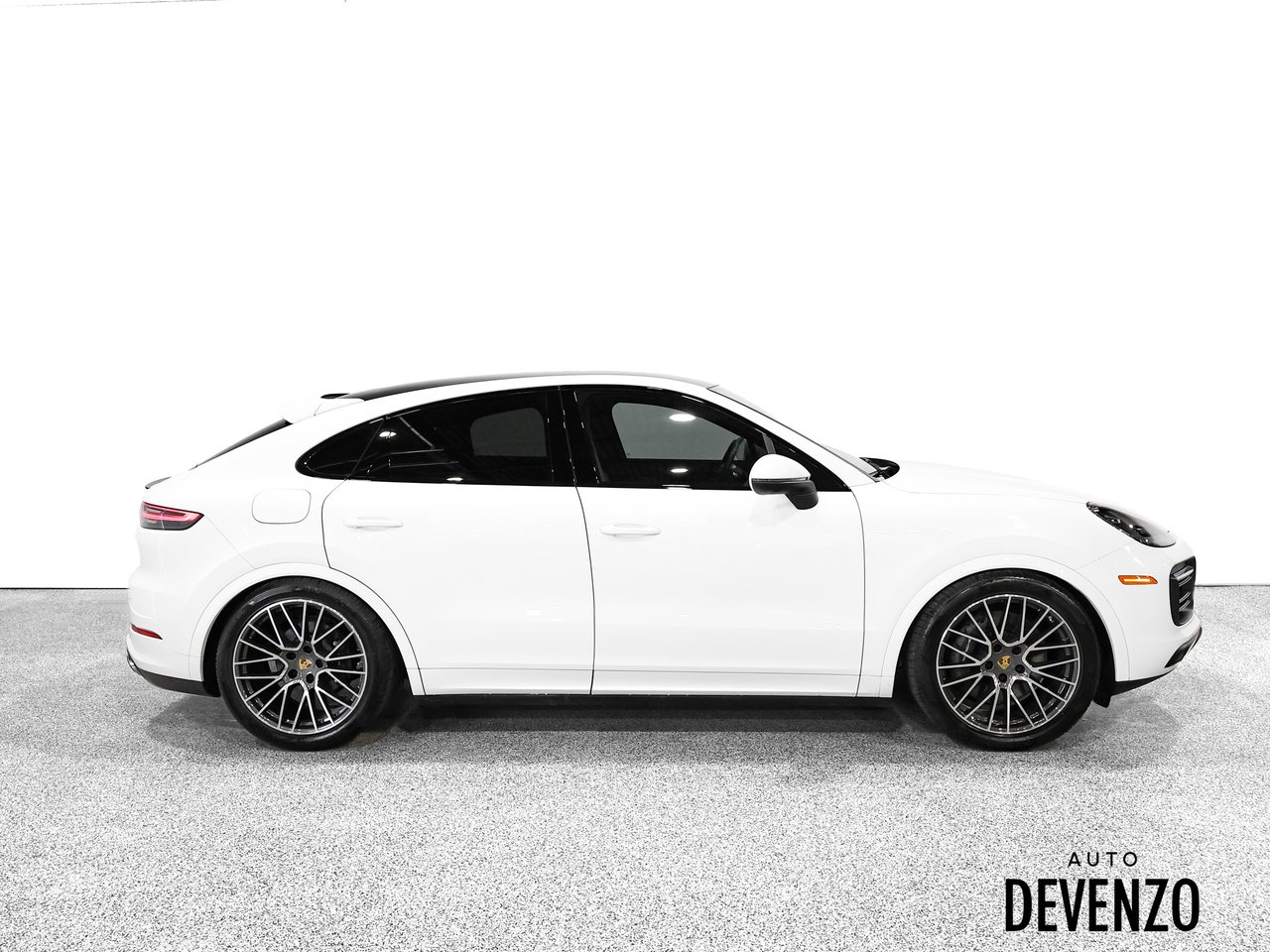 Porsche Cayenne 2021 Blanc Saint-Eustache - photo #2