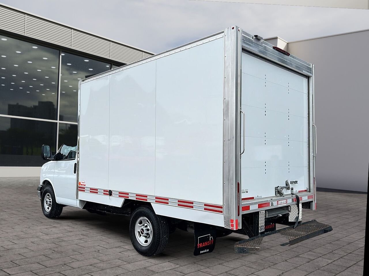 2023 GMC Fourgonnette commerciale tronquée Savana White Québec - photo #21