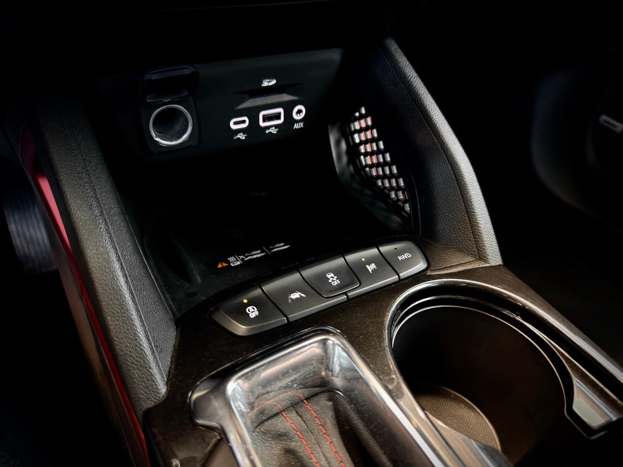 Chevrolet Trailblazer 2023 Jaune Notre-Dame-des-Prairies - photo #30