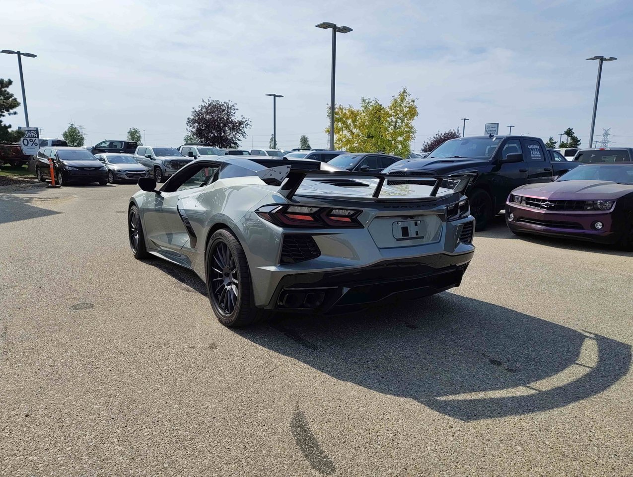 2024 Chevrolet Corvette 2dr Stingray Conv w/2LT Hypersonic Gray Metallic Sherwood Park - photo #4