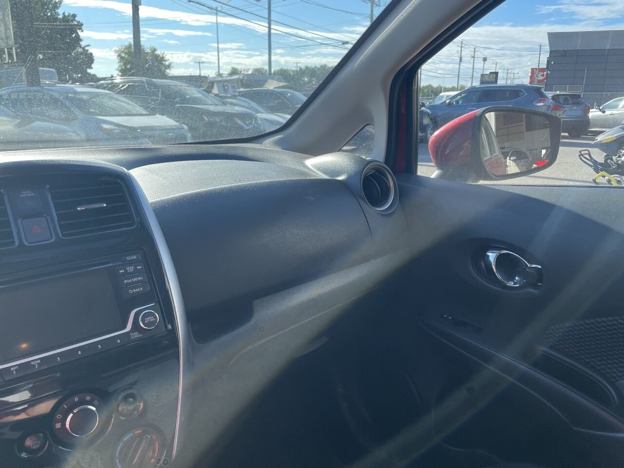 2018 Nissan Versa Note Red  - photo #16