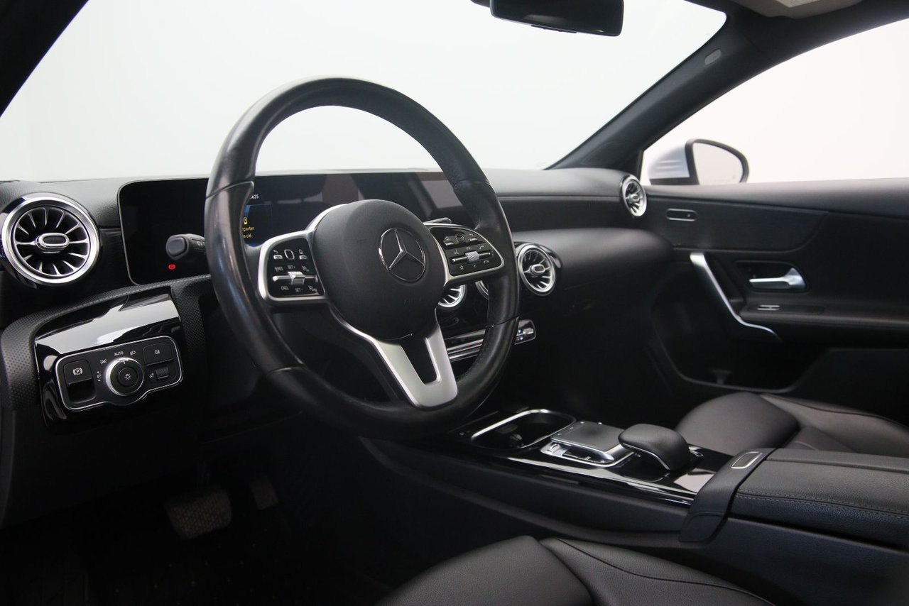 Mercedes-Benz A-Class NIV WDD3F4HB4KJ067955 2019 Gris Chicoutimi - photo #6