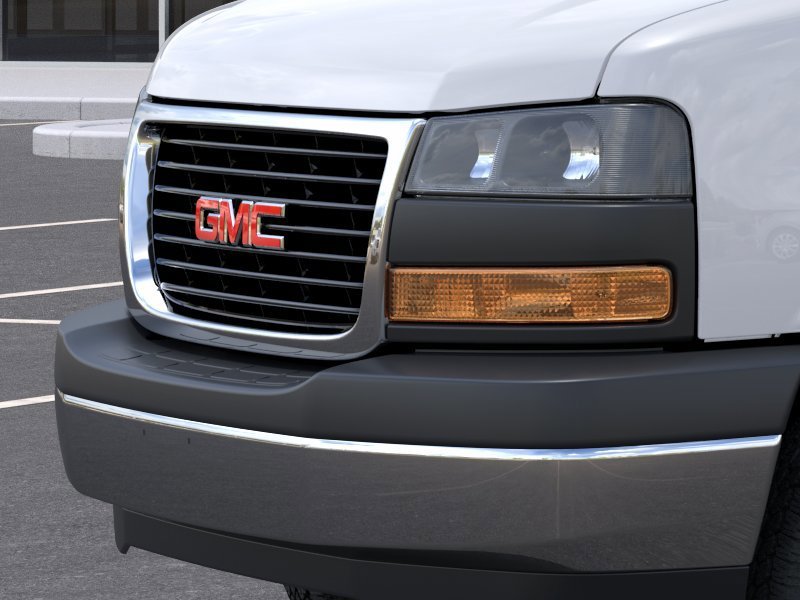 GMC Fourgonnette commerciale tronquée Savana 3500 fourgonnette 159 po 2025 BLANC SOMMET Sherbrooke - photo #12