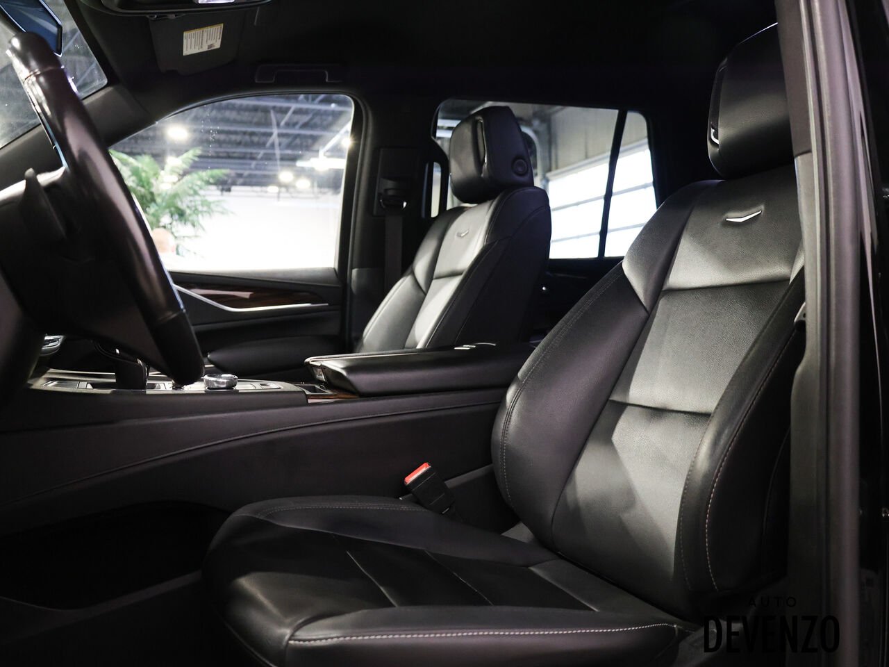 2022 Cadillac Escalade Black Saint-Eustache - photo #16