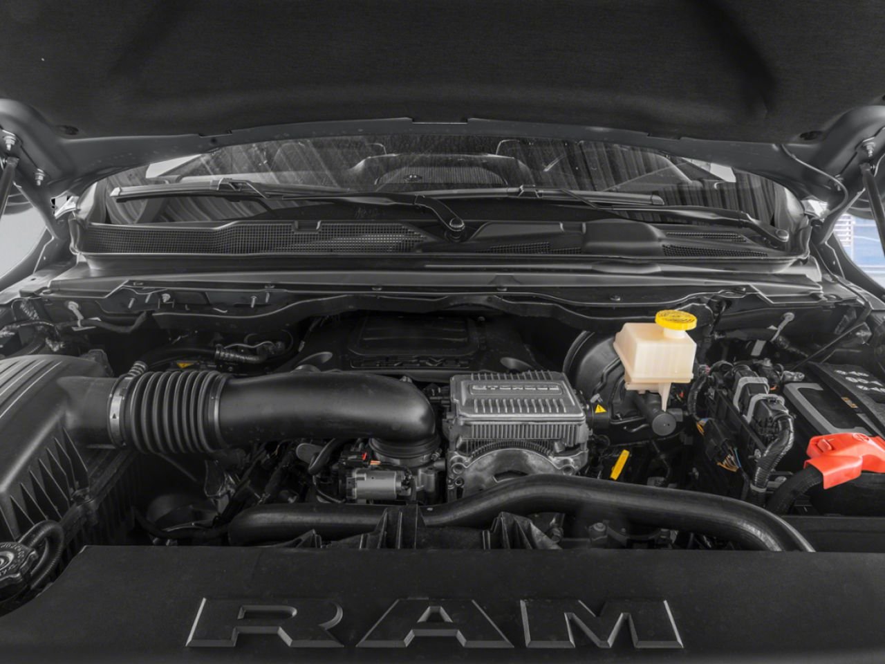 2023 Ram 1500 Sport cabine d'équipe 4x4 caisse de 5 pi 7 po Grey Gatineau - photo #6
