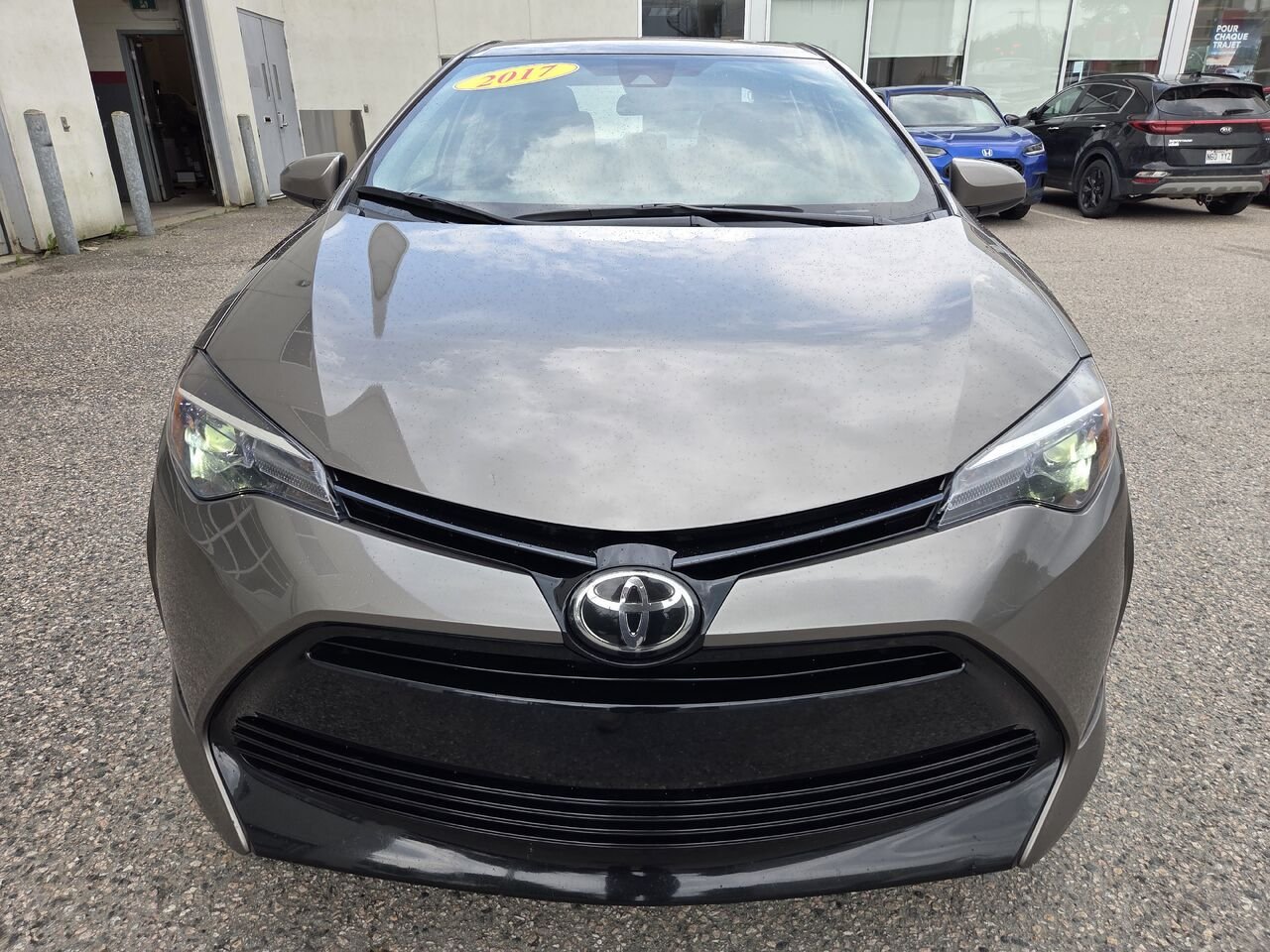 2017 Toyota COROLLA Grey Mont-Laurier - photo #5