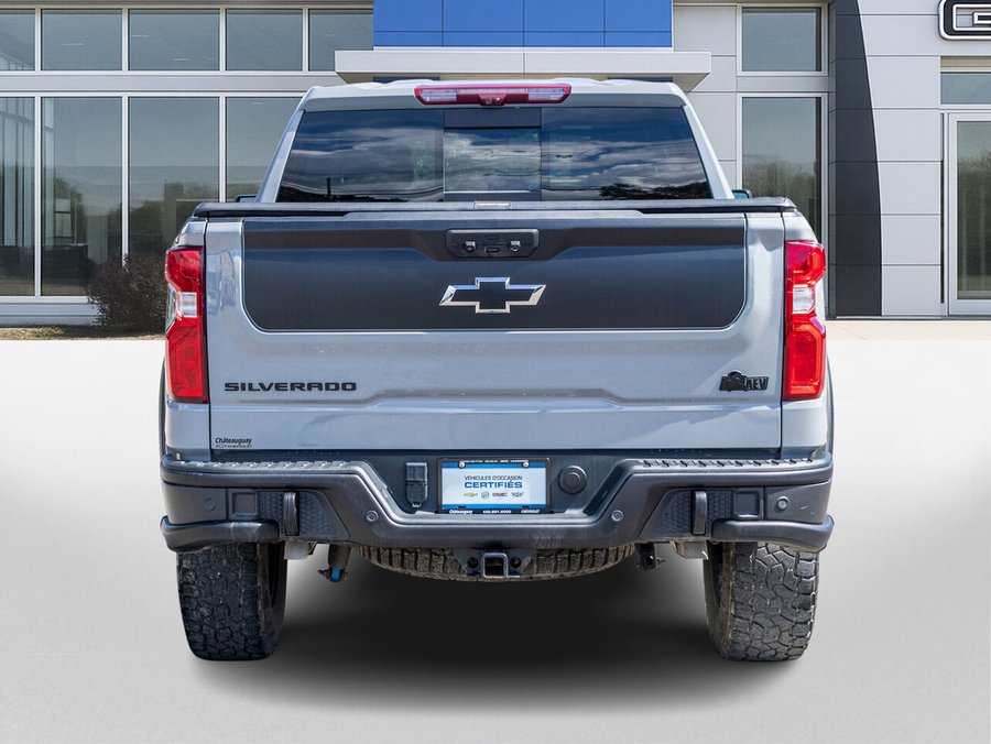 Chevrolet Silverado 1500 ZR2 cabine multiplace 4RM 2024 Gris