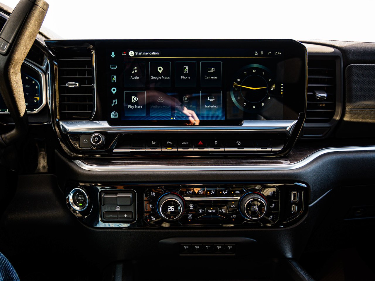 2026 Chevrolet Silverado 3500HD 4WD Crew Cab 159 LTZ White Sherwood Park - photo #29