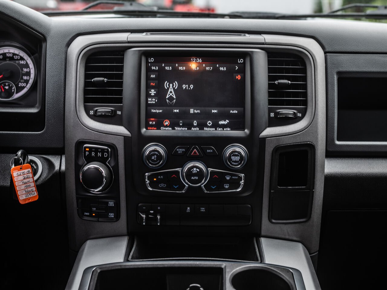 2020 Ram 1500 CLASSIC EXPRESS SUPER CREW 4X4 5.7 HEMI MAGS White Sainte-Julienne - photo #23