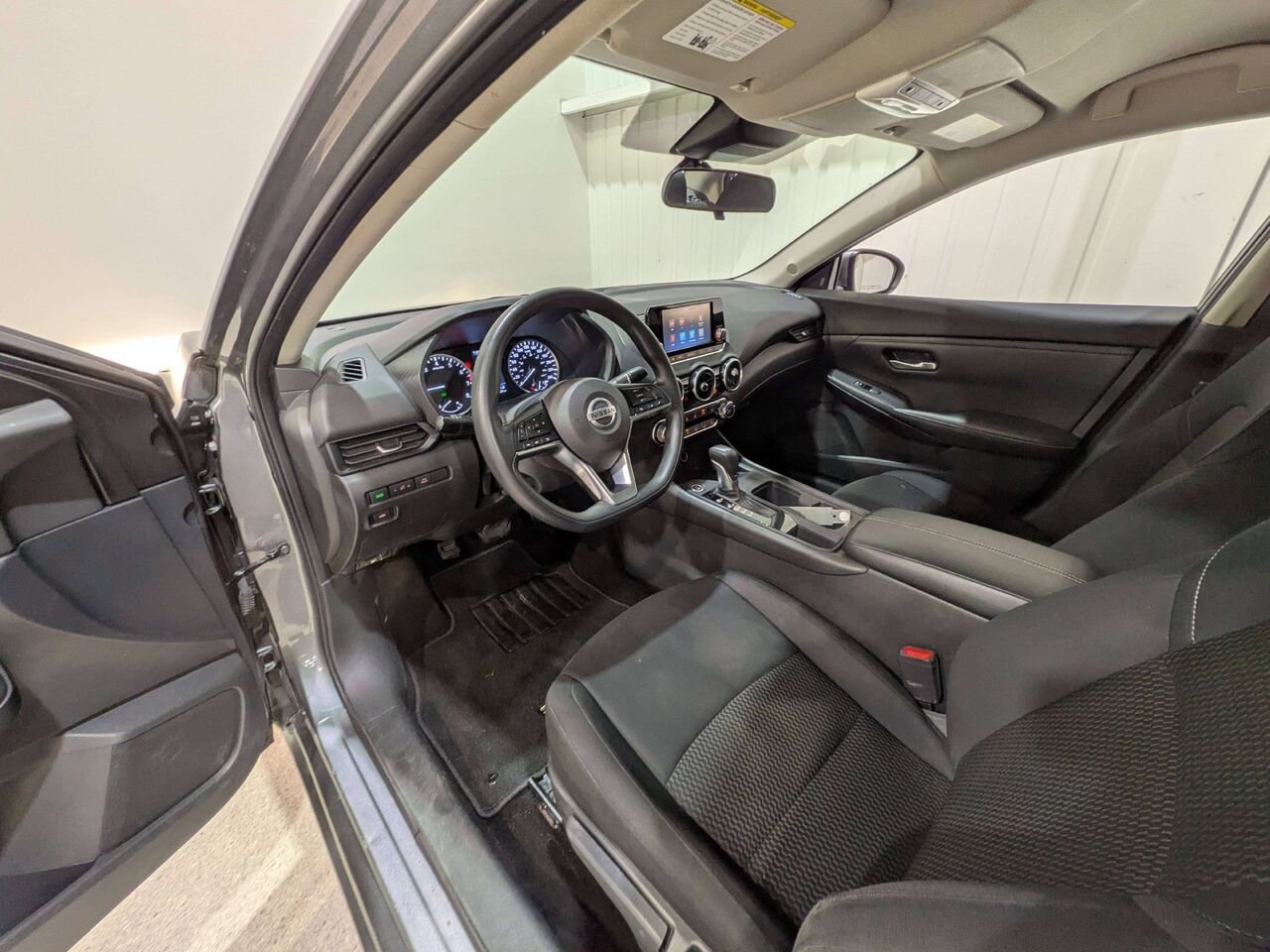 Nissan Sentra S Plus CVT 2023 Gris Val-David - photo #9