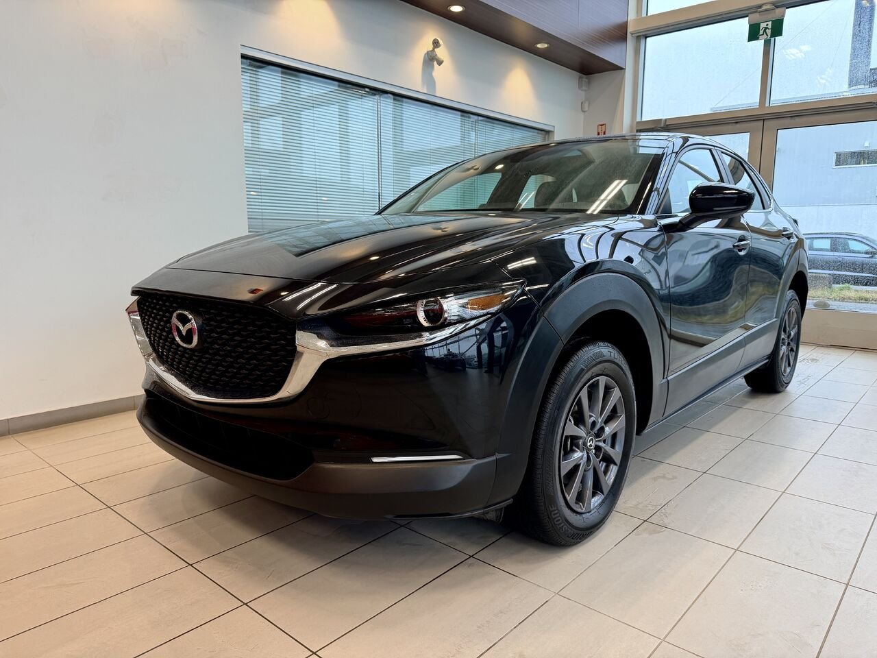 Mazda CX-30 2024 Noir Notre-Dame-des-Prairies - photo #3