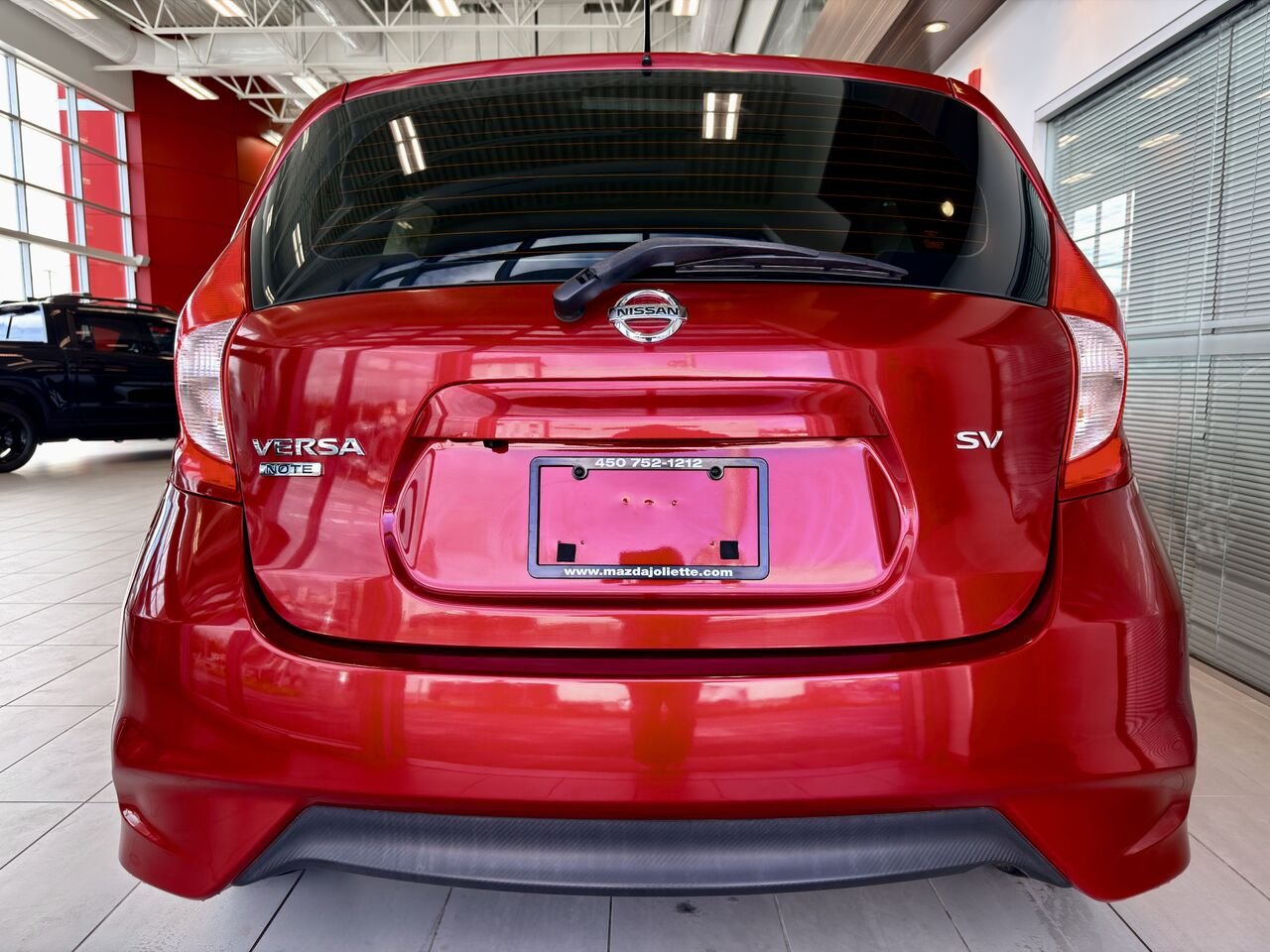 2018 Nissan Versa Note Red Notre-Dame-des-Prairies - photo #9