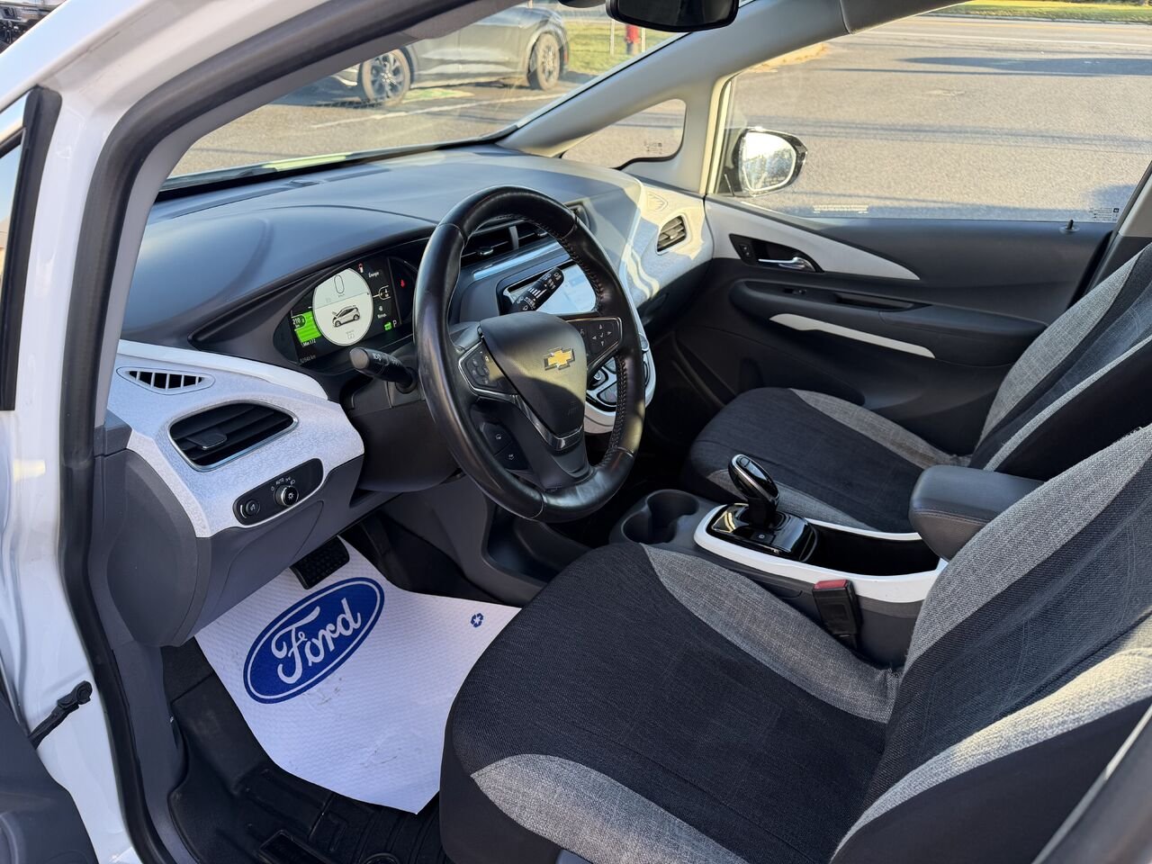 CHEVROLET BOLT EV LT 2021 Blanc Montmagny - photo #6