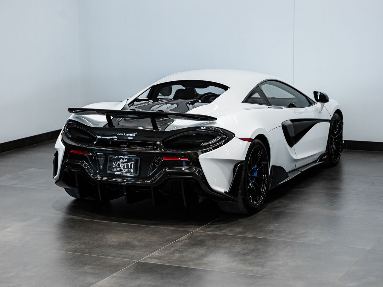2019 McLaren 600LT White Saint-Eustache - photo #5