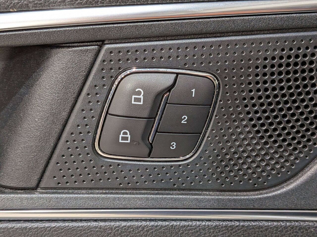 2023 Ford Edge Titanium AWD Silver Val-David - photo #35