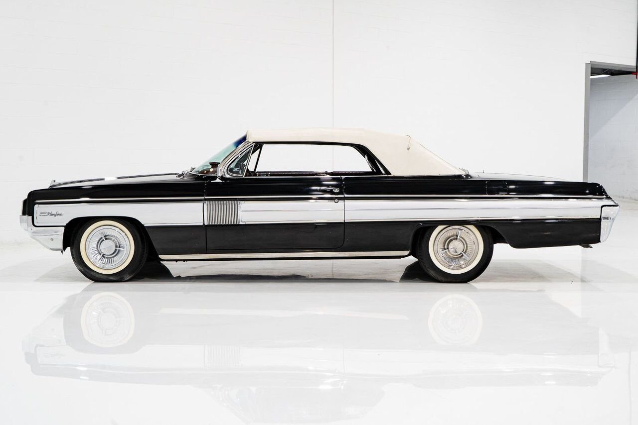 Oldsmobile Starfire Factory A/C. Single repaint and extensive ownership history **PRICE IN USD** 1962 Noir Montréal - photo #64