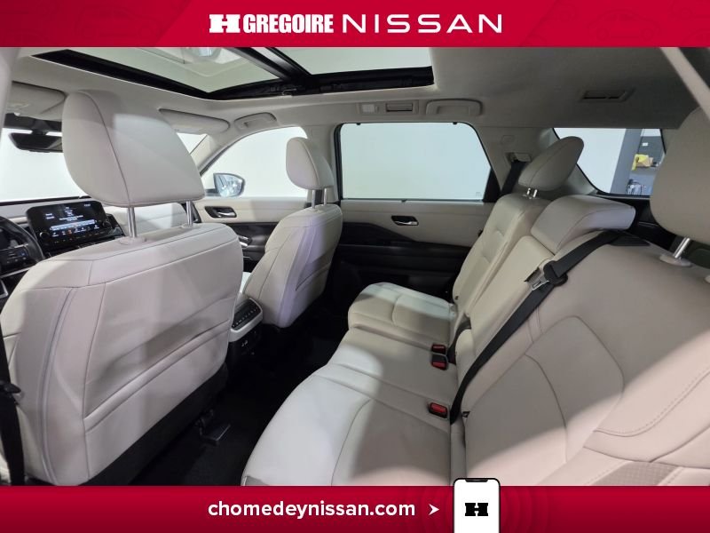 2024 Nissan Pathfinder White Laval - photo #27