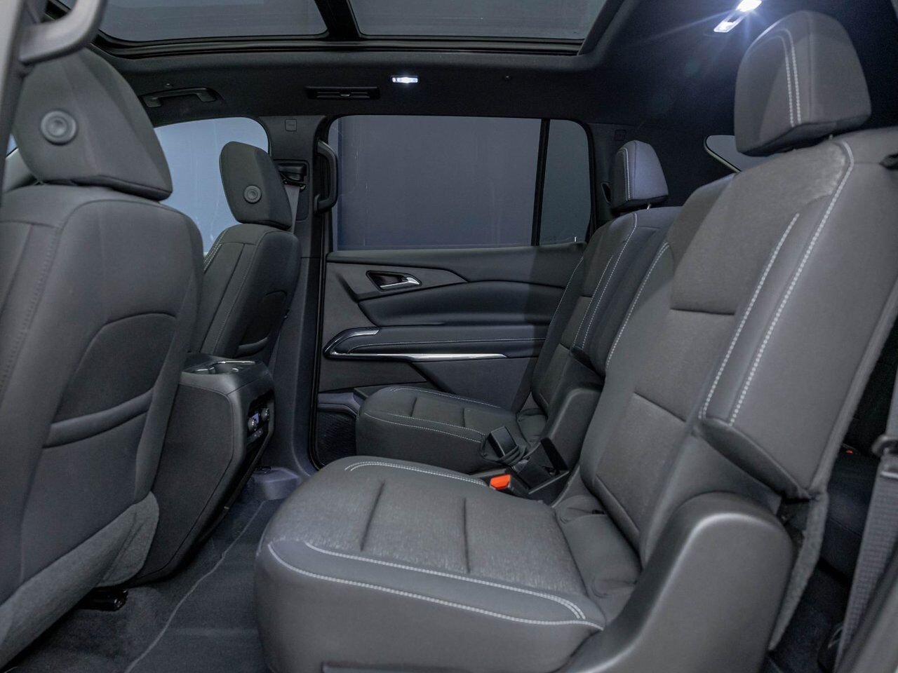 Chevrolet Traverse LT AWD *TOIT* SIÈGES CHAUFF REG ADAPT CARPLAY WIFI 2026 Gris Saint-Jérôme - photo #28