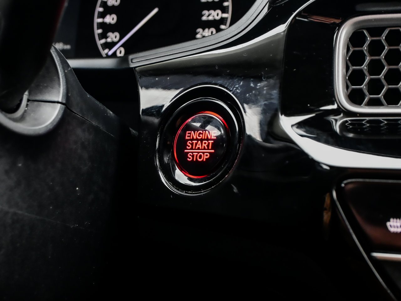 2025 Honda Civic Sedan LX CVT White Sherwood Park - photo #23
