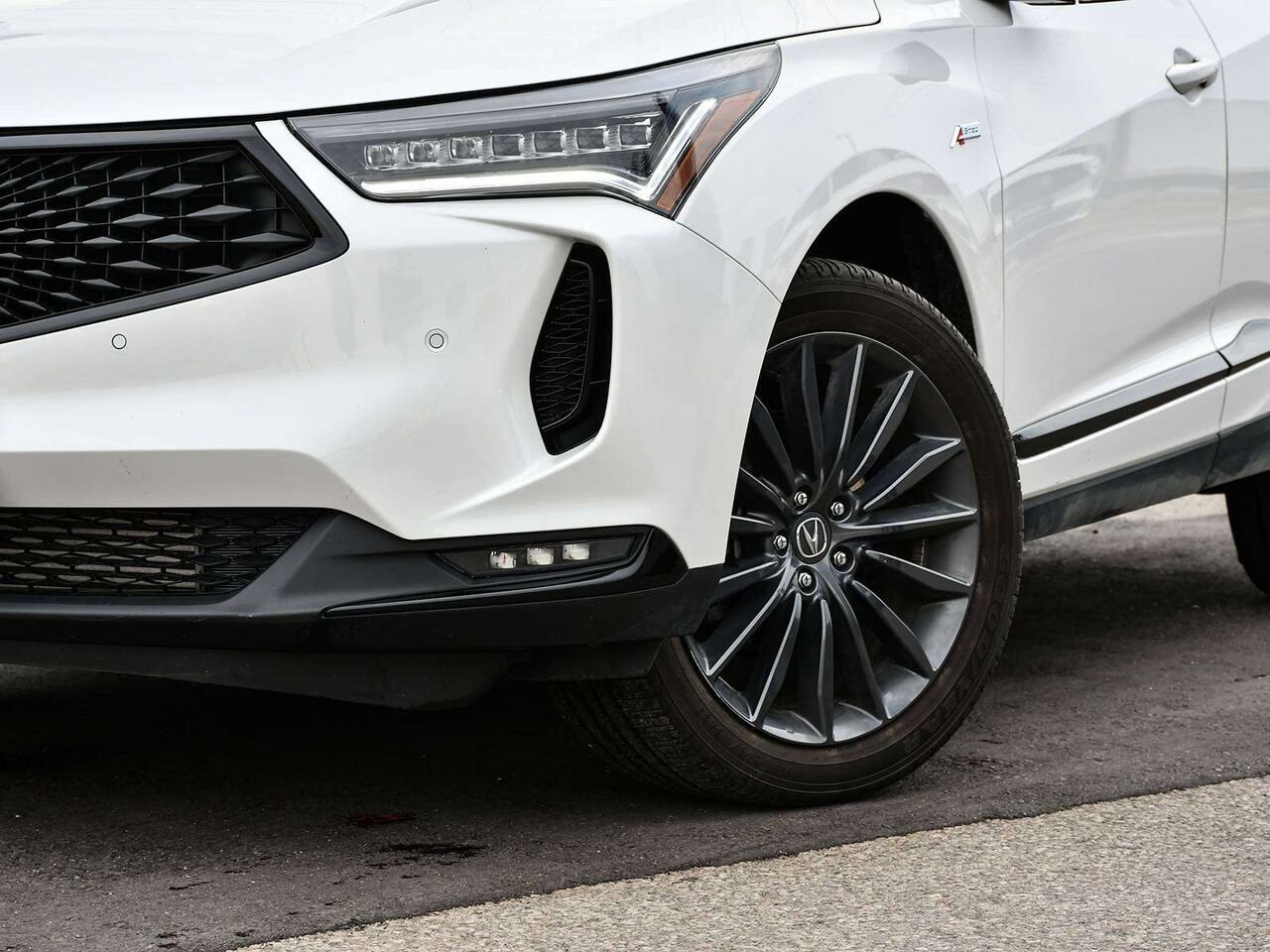 2024 Acura RDX Platinum Elite A-spec - Acura Certified White Etobicoke - photo #2